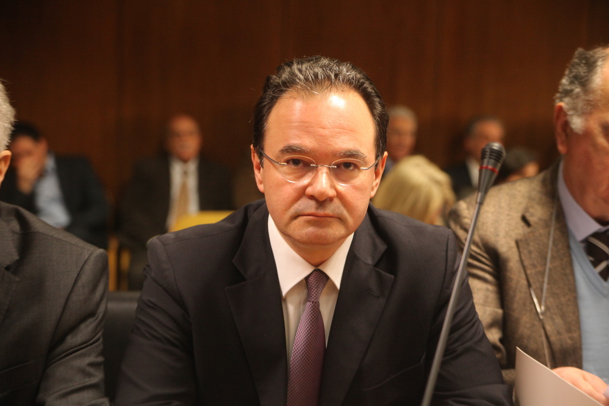 Απολογία Παπακωνσταντίνου: «Είμαι αθώος! Το κόμμα μου με πέταξε στα σκυλιά»