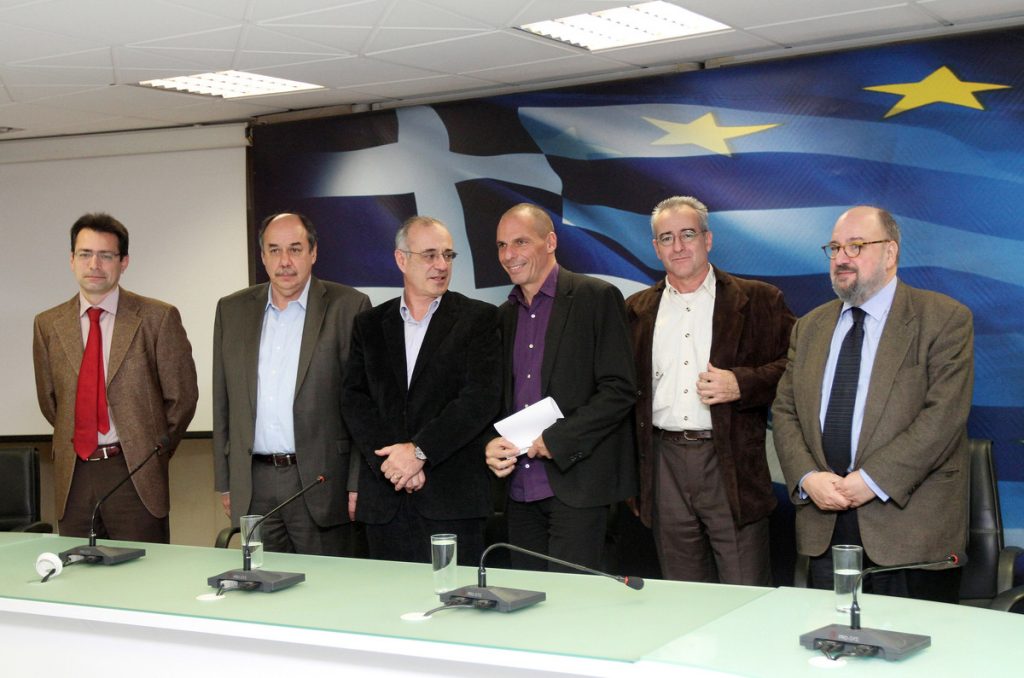 Αυτοί είναι οι νέοι γ.γ. του ΥΠΟΙΚ- Τους παρουσίασε ο Βαρουφάκης