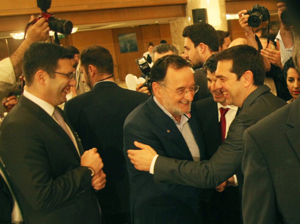 Άρχισαν τα όργανα! Μήνυμα Λαφαζάνη στον Τσίπρα: «Δεν θέλουμε να παραδοθούμε και θέλουμε συμφωνία συμβατή με το πρόγραμμά μας!»
