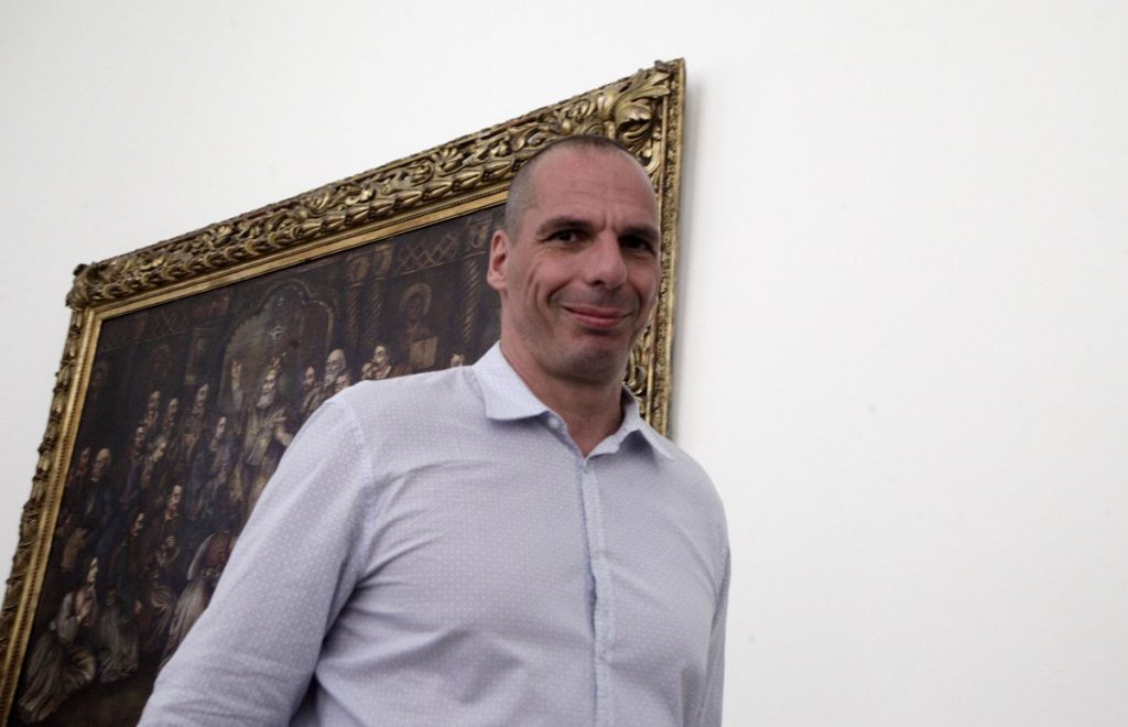 Οργή για το νέο “κατόρθωμα” Βαρουφάκη που προκαλεί στο Δημόσιο απώλειες 300 εκατ. ευρώ