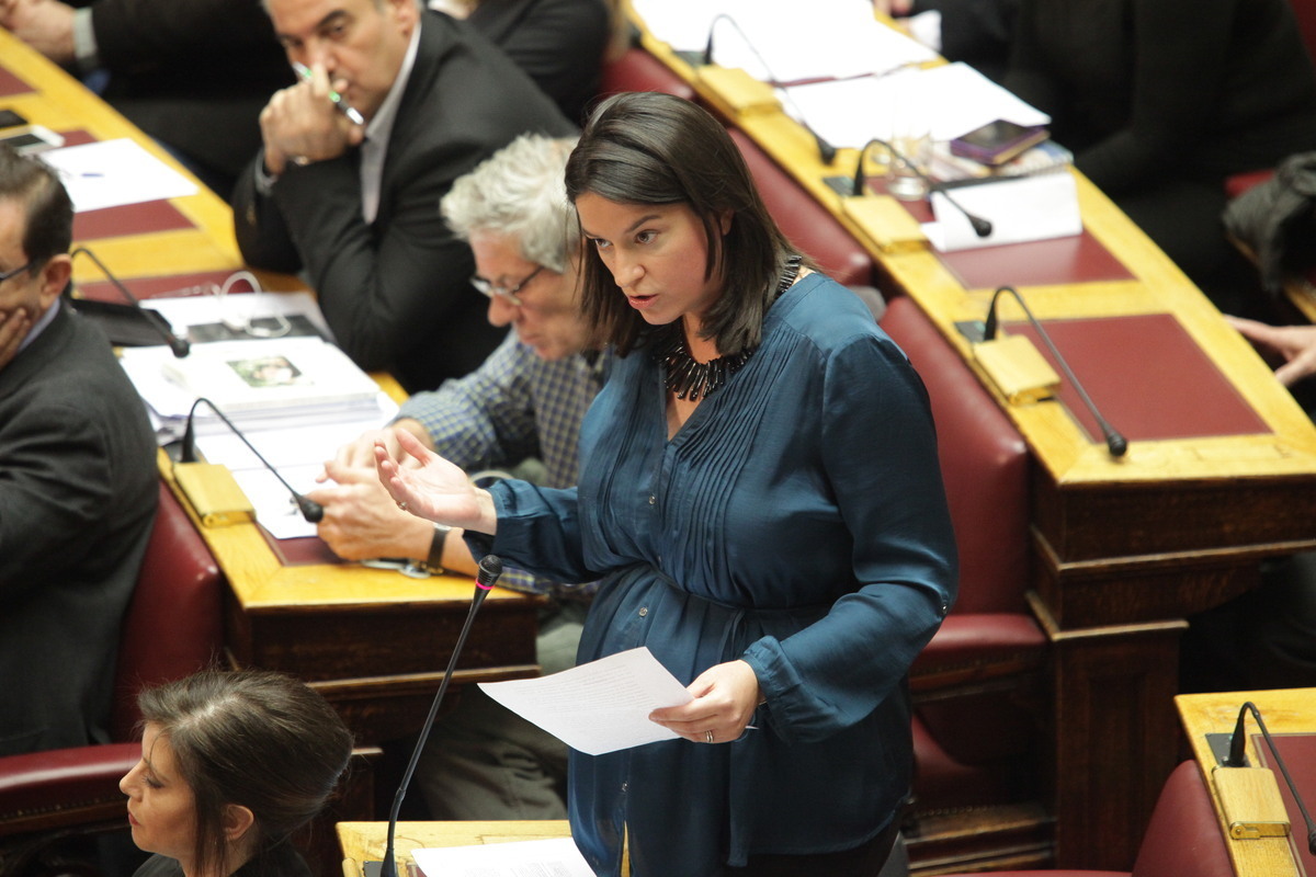 Μετά τις πιέσεις Κεραμέως κανένας συγγενής βουλευτή στις ανεξάρτητες αρχές