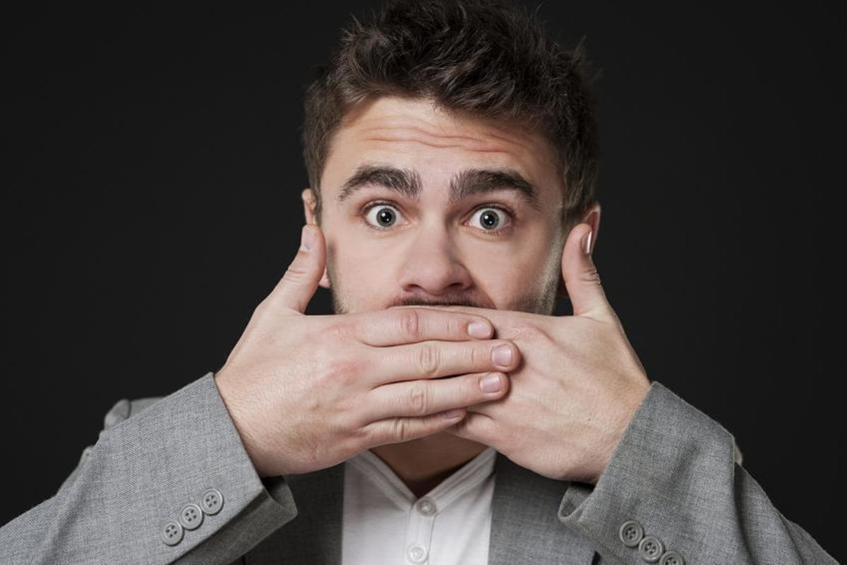 Κακοσμία στόματος: Αίτια και 5 μυστικά για να μην έχετε κακή αναπνοή [vid]
