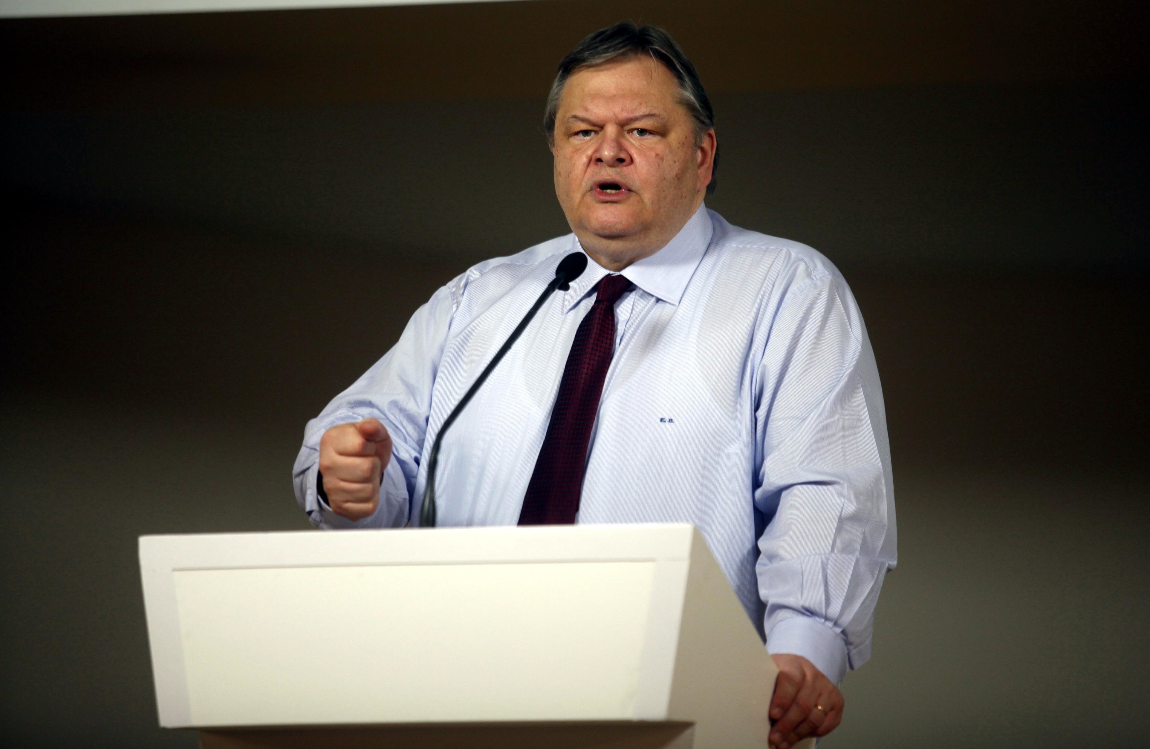 Βενιζέλος: Σχέσεις με συμφέροντα έχει ο ΣΥΡΙΖΑ