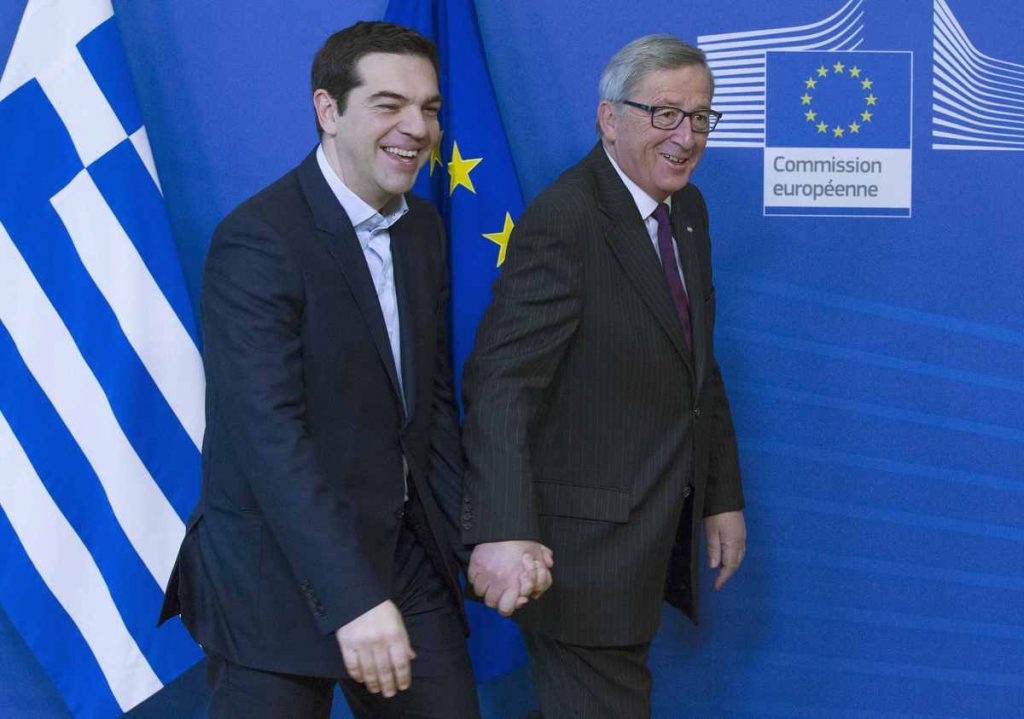 Για δέκα λεπτά τα είπαν Τσίπρας και Γιούνκερ – «Εποικοδομητική» και σε καλό κλίμα η τηλεφωνική συνομιλία λέει η Αθήνα