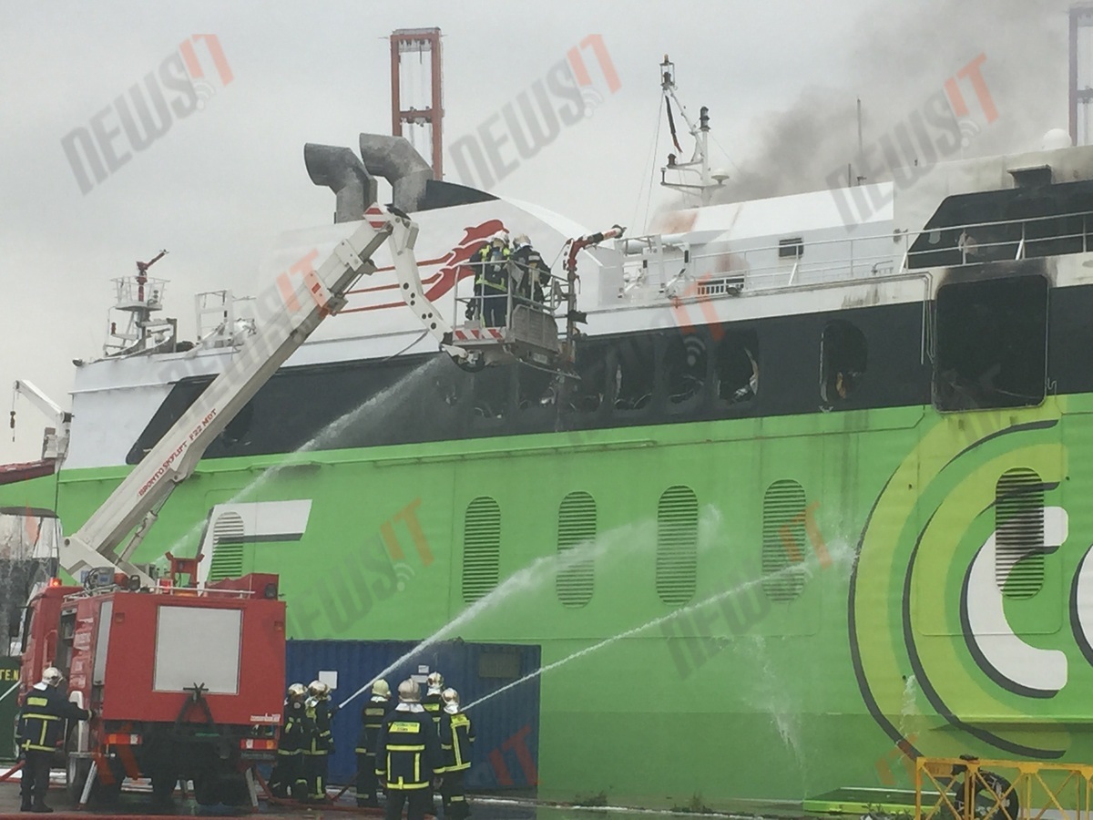 Σύλληψη καπετάνιου και άλλων 8 για την έκρηξη στο Highspeed 5