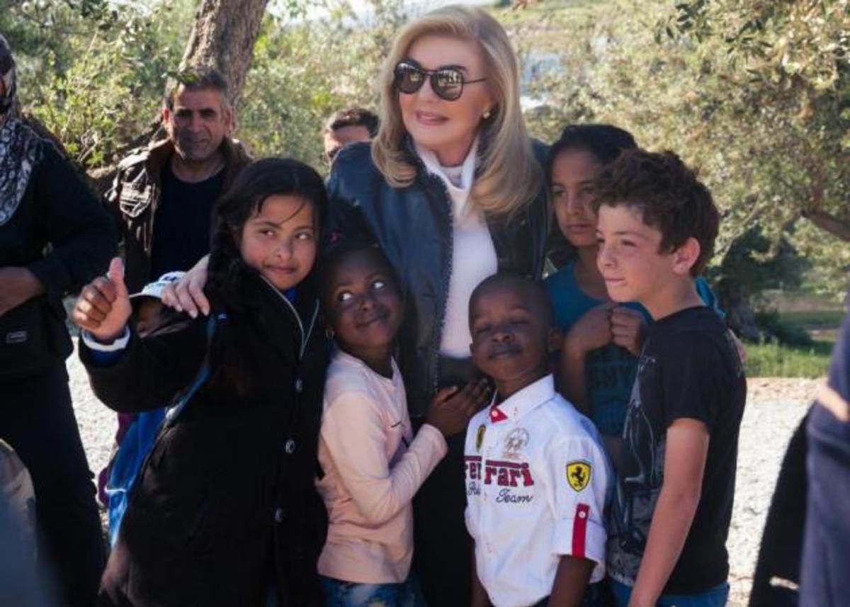 Το ταξίδι της Βαρδινογιάννη στη Λέσβο και η prive συνάντηση με την Βασίλισσα Ράνια! Νέες φωτογραφίες