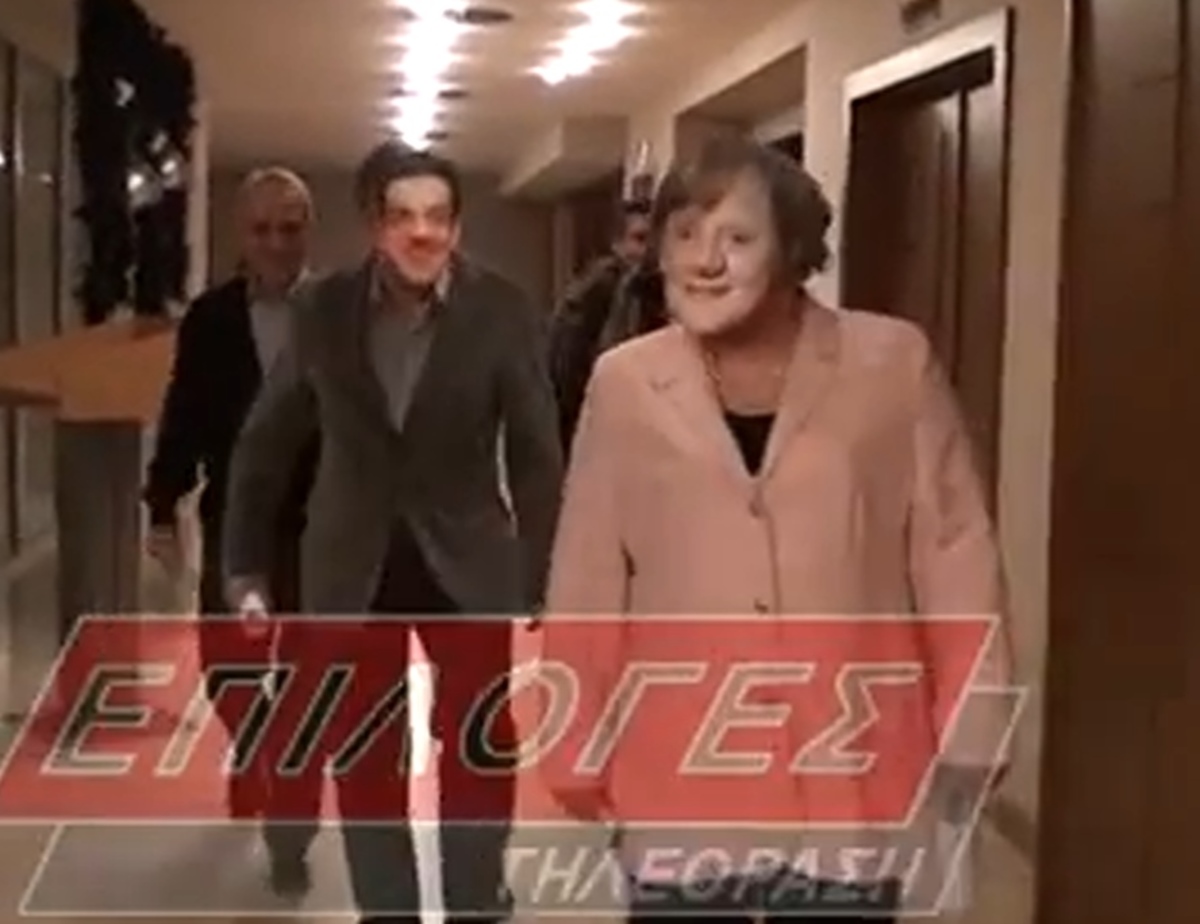 Π.Ψωμιάδης ως Άνγκελα Μέρκελ