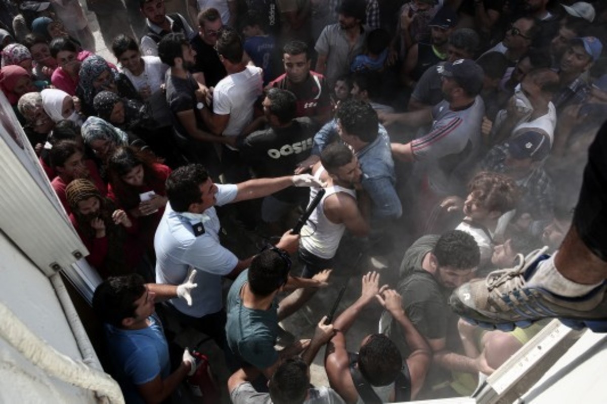 Νέα επεισόδια στη Μυτιλήνη