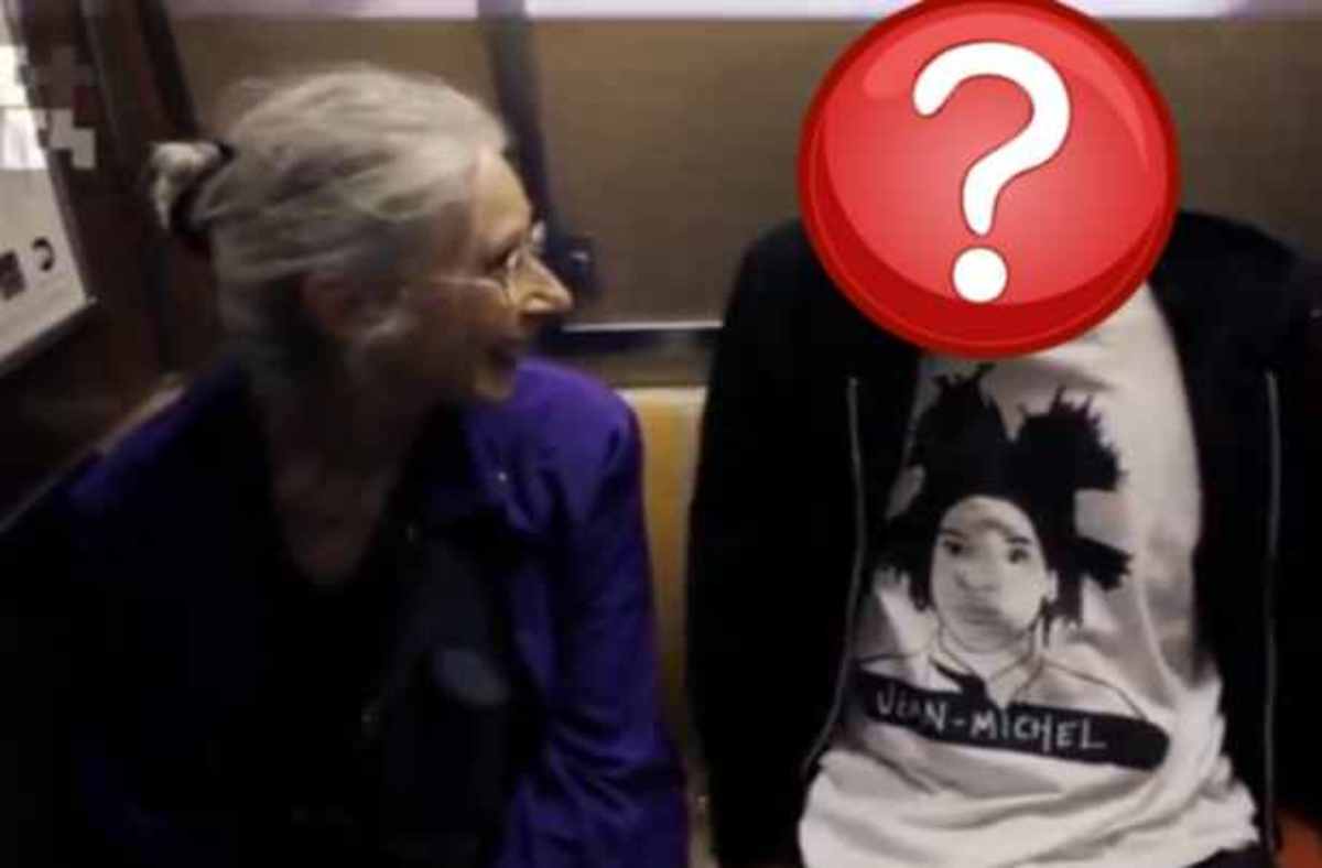 Κυρία μέσα στο μετρό δεν αναγνώρισε πασίγνωστο τραγουδιστή!