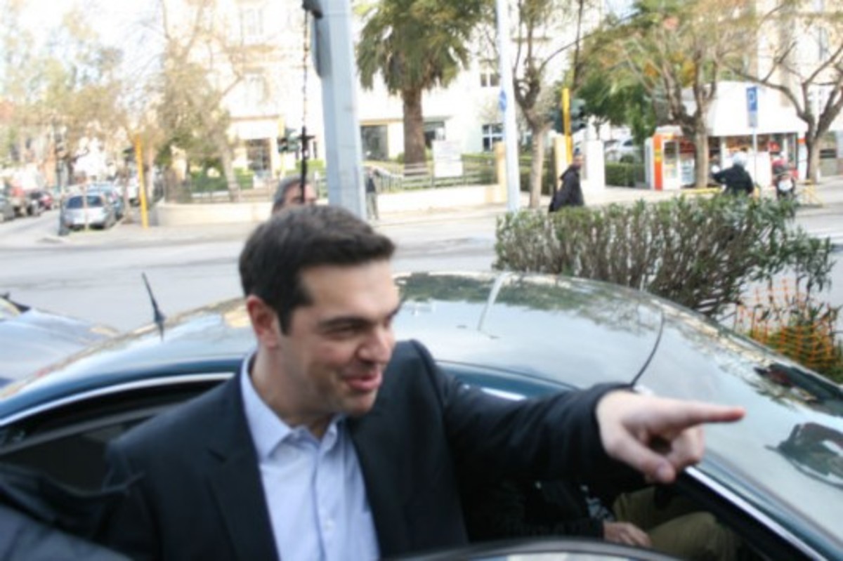 Διάλογος Τσίπρα με πολίτη