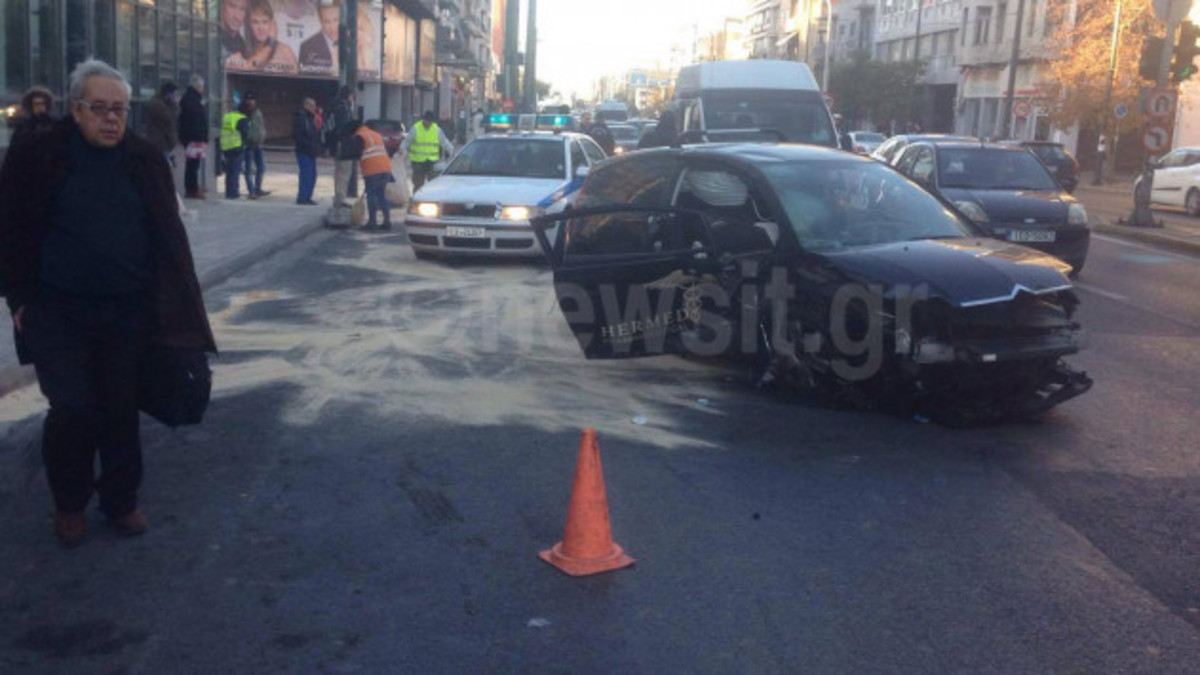 Τροχαίο στη λεωφόρο Συγγρού