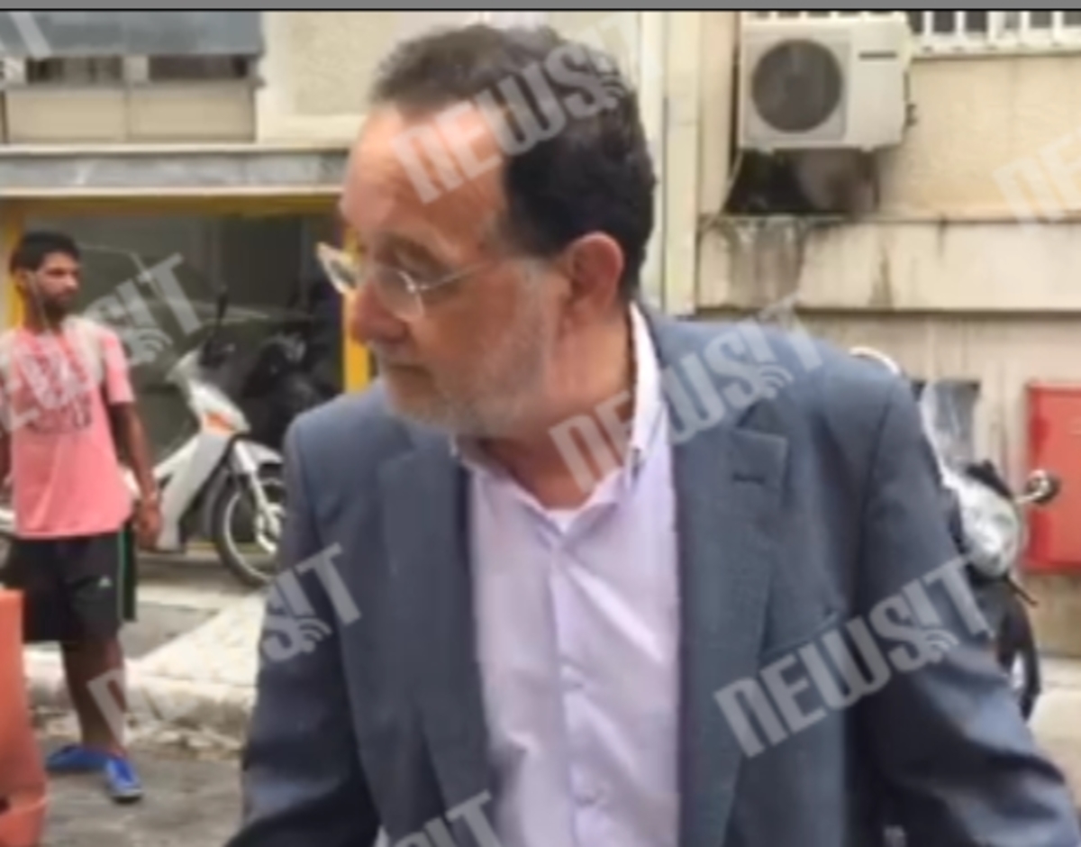 Η άφιξη του Λαφαζάνη