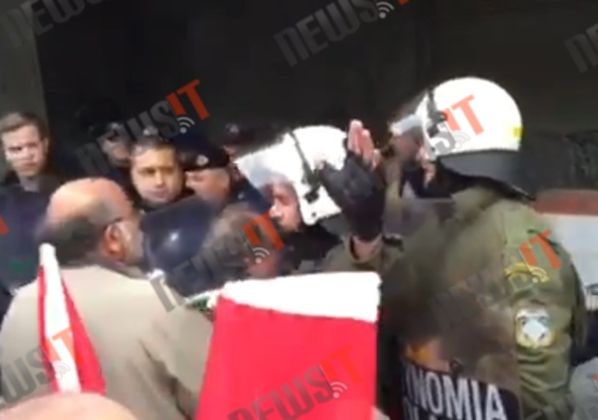 Προσαγωγή στα γραφεία Ε.Ε.
