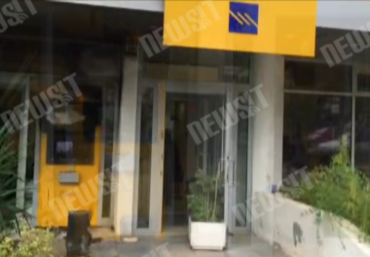 Μπαράζ εμπρησμών σε ΑΤΜ