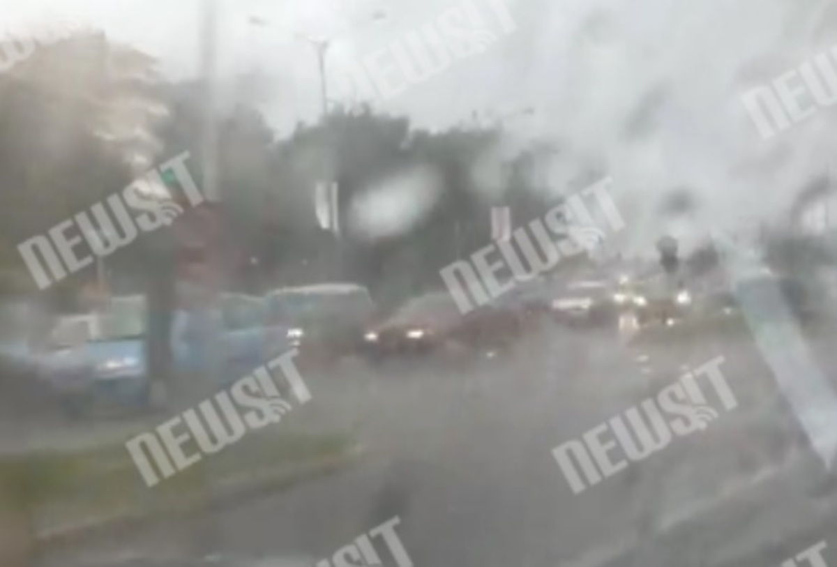 Κυκλοφοριακό χάος λόγω βροχής