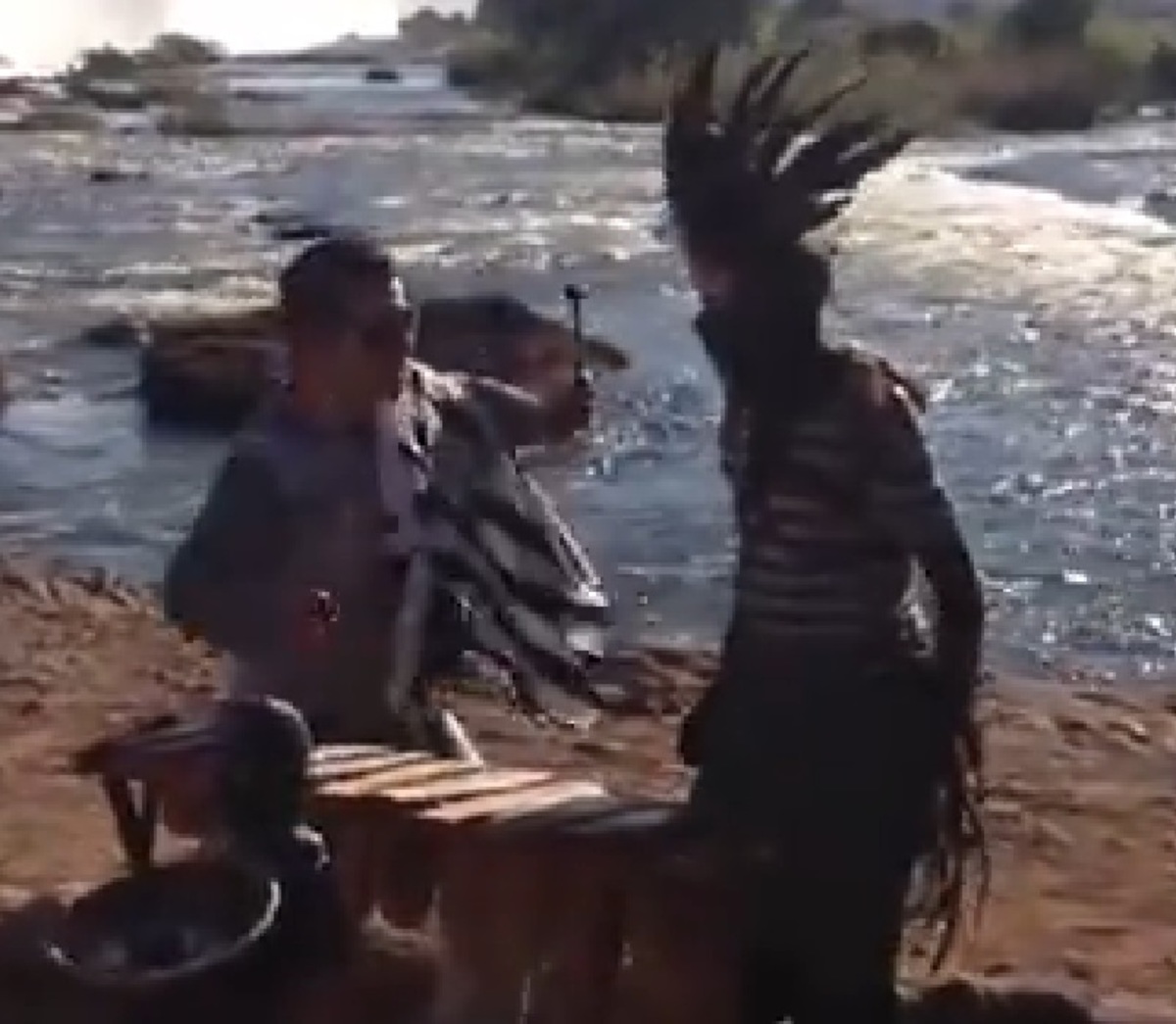 Μάθημα Παοκτζή σε Ζουλού