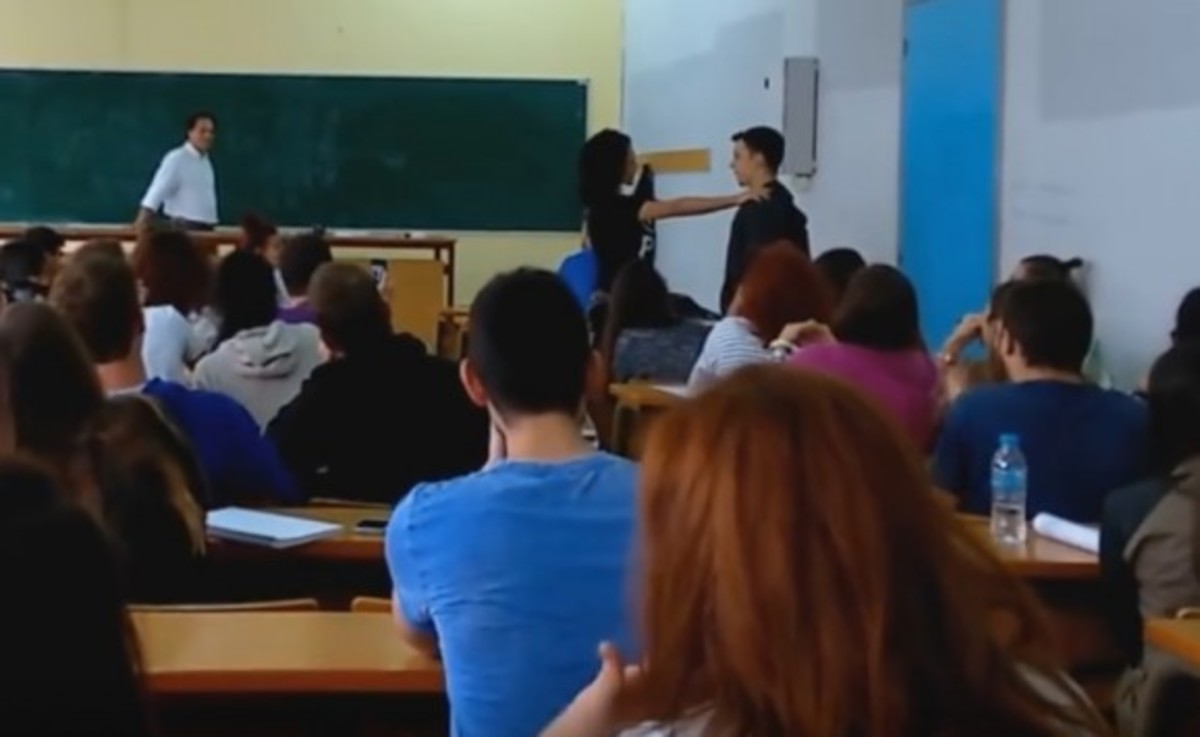 Ιδιαίτερο μάθημα στο ΑΠΘ