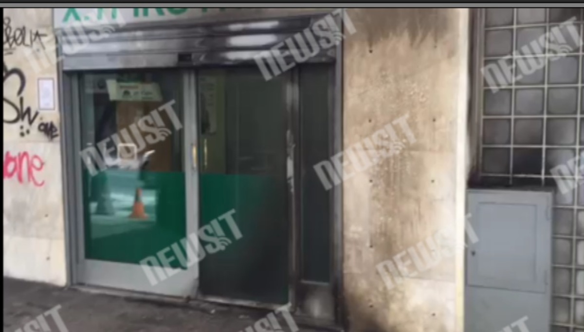 Μολότοφ στα γραφεία ΠΑΣΟΚ