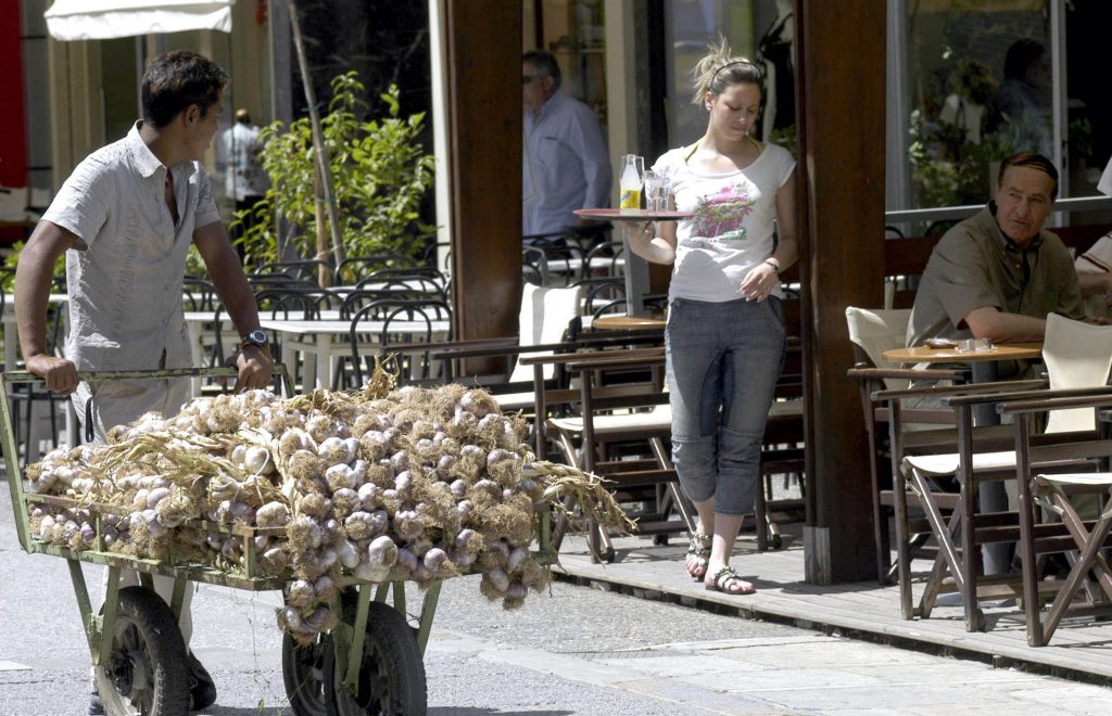 Ηράκλειο: Δεν κοίταζε τη σερβιτόρα επειδή του άρεσε…