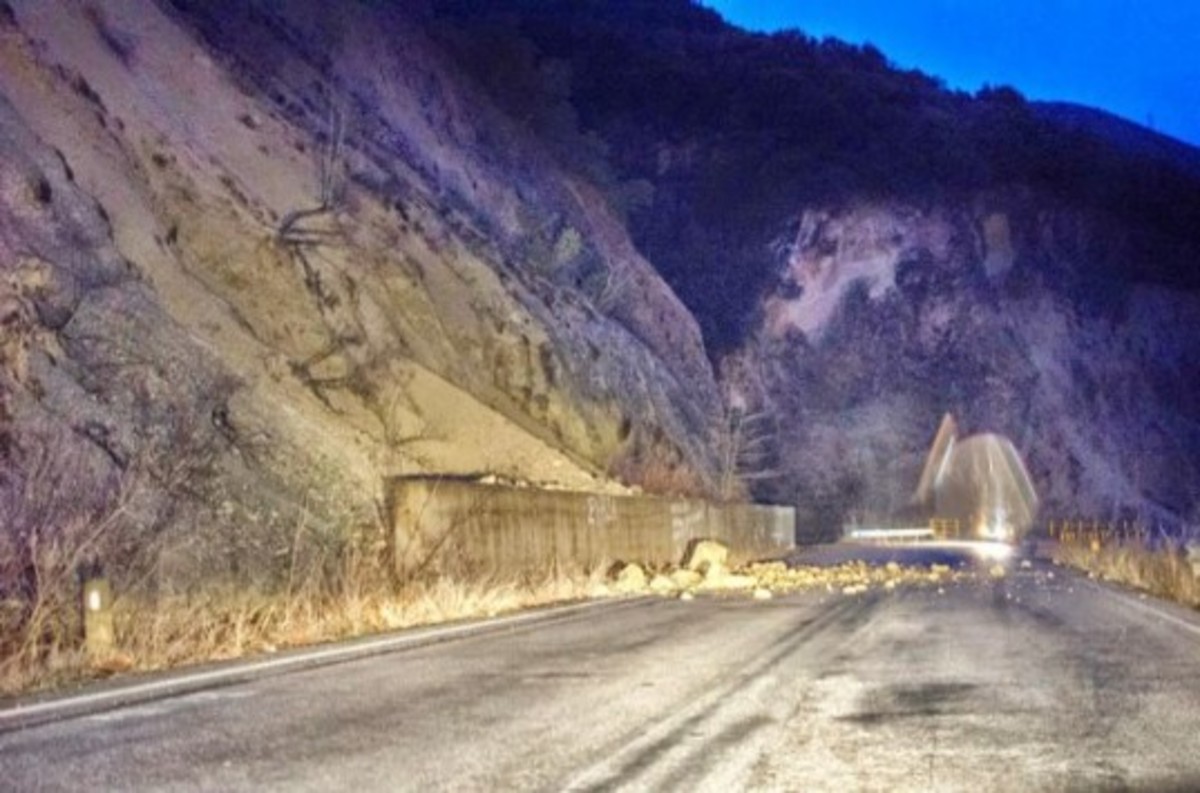 Η στιγμή της κατολίσθησης