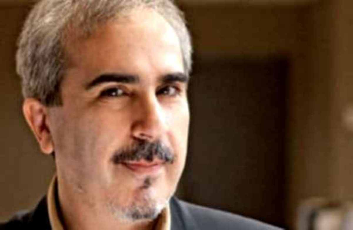 Ο Βαγγέλης Περρής αποκαλύπτει στην κάμερα το αριστούργημα της ζωής του!