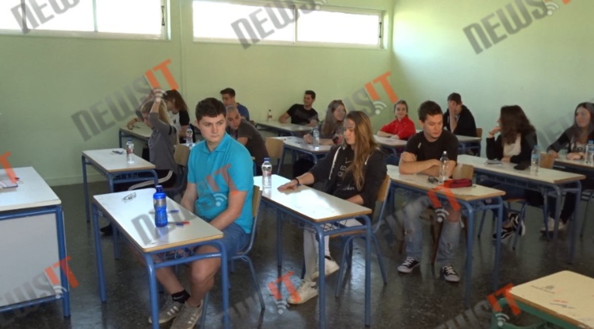 Πανελλαδικές: Μαθητές στην τάξη
