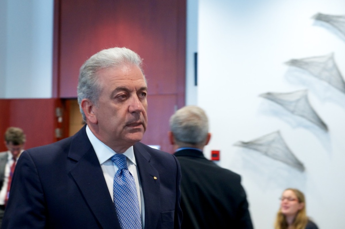 Αβραμόπουλος: δεν θα επιτρέψουμε να επεκταθεί το μίσος και ο αντισημιτισμός