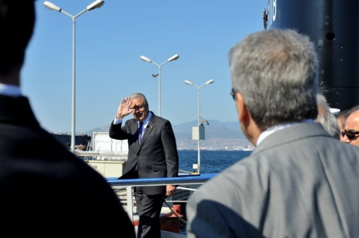 Η “κατάρα” του Πενταγώνου και ο Αβραμόπουλος