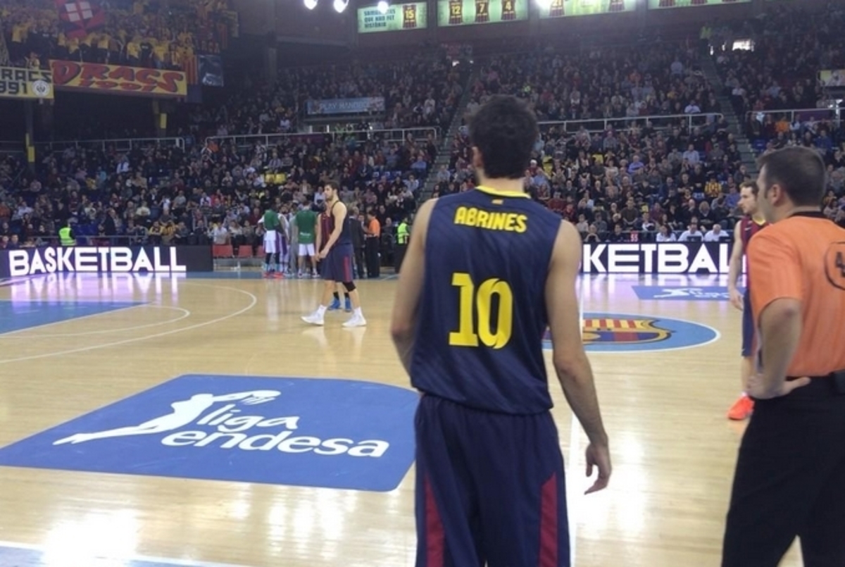 To εκπληκτικό τρίποντο του Αμπρίνες