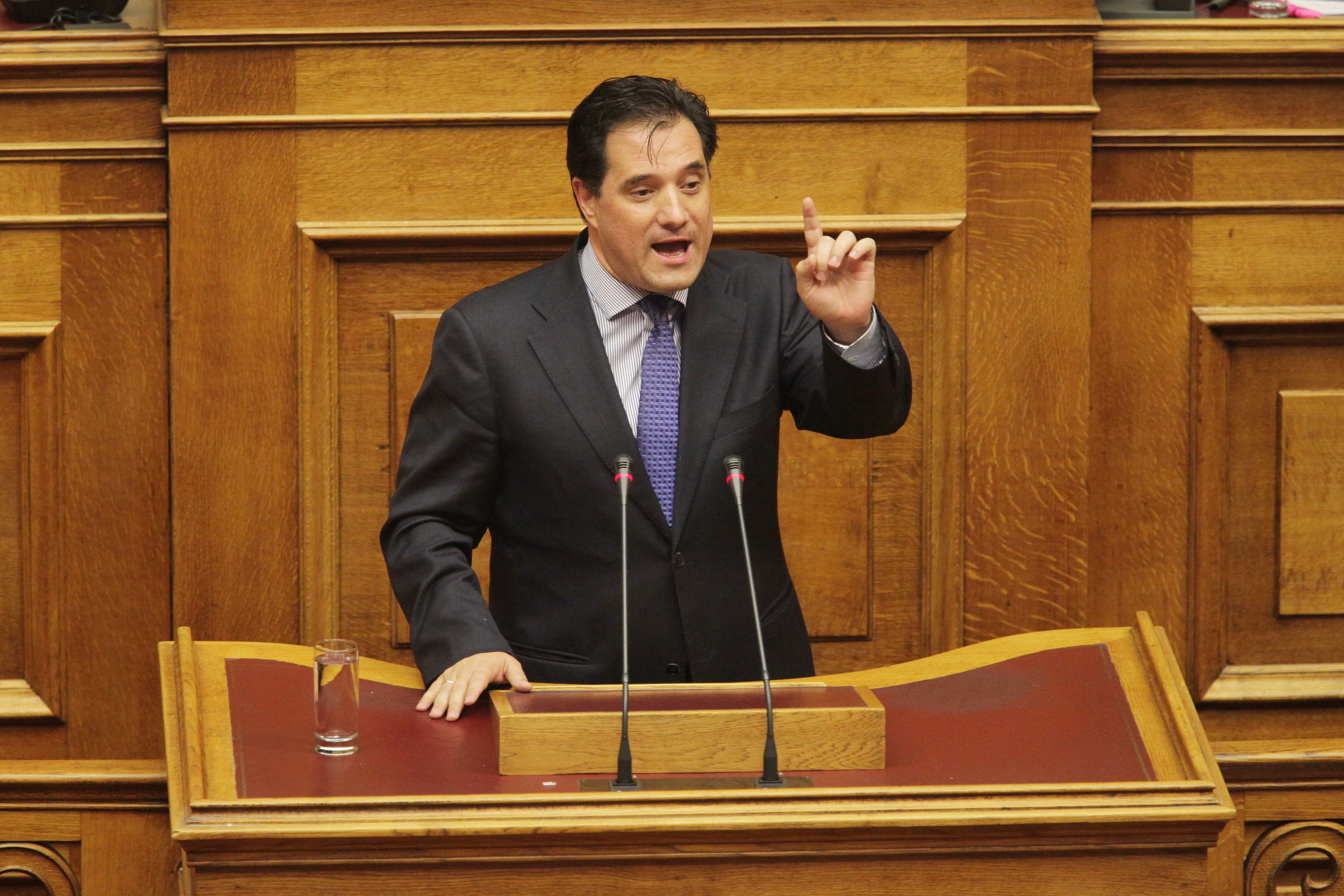 Άδωνις: Οι βουλευτές έχουν υποστεί τη μεγαλύτερη μείωση μισθών!