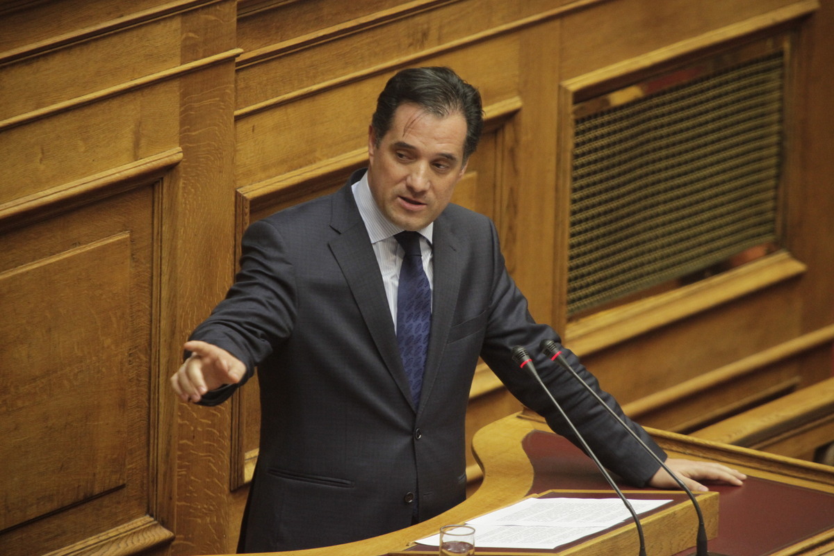 Άδωνις: Ο ΣΥΡΙΖΑ κοροϊδεύει τους συμβασιούχους – Θα απολυθούν από τα δικαστήρια [vid]