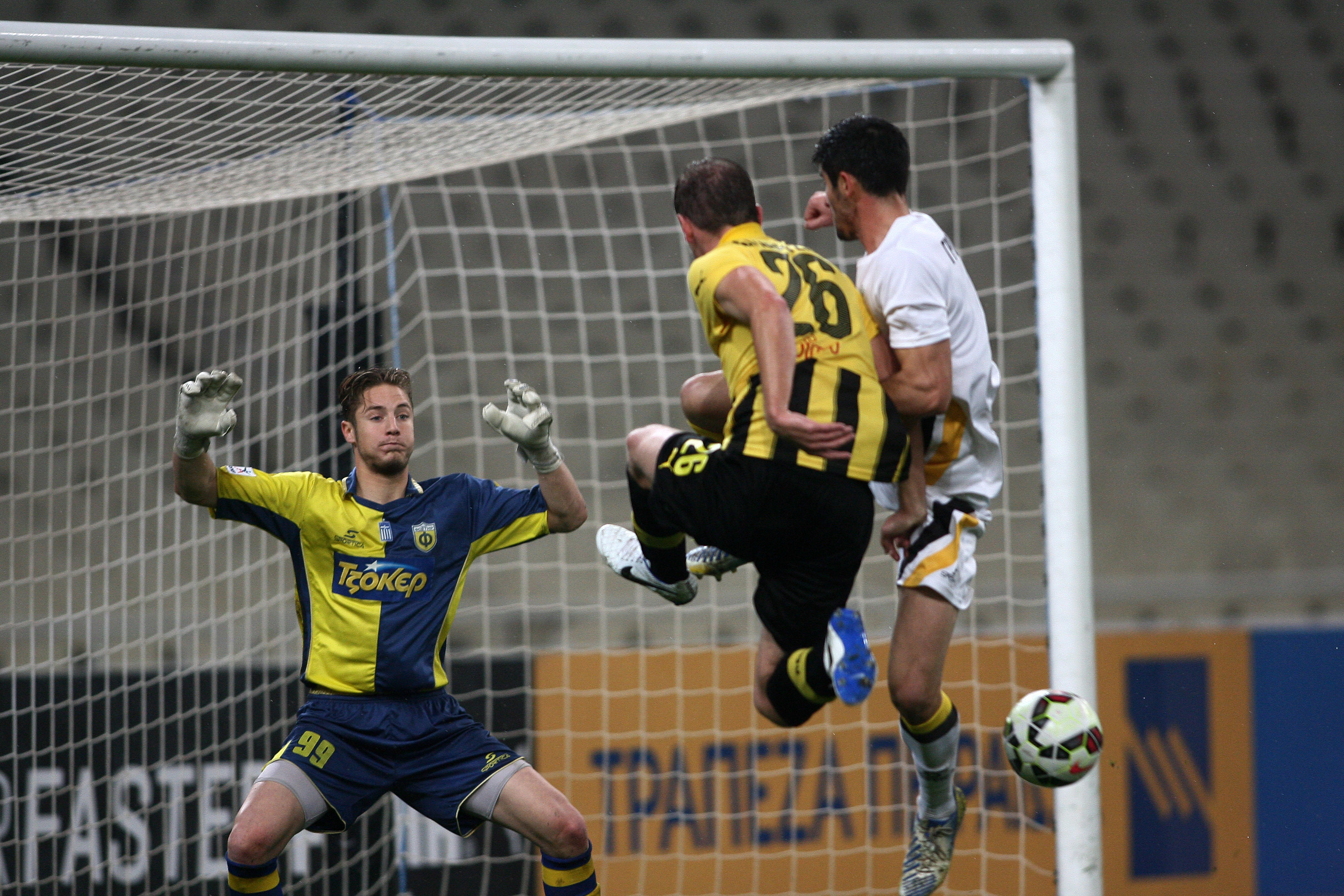 ΑΕΚ, η Θεά της βροχής!  4-0 τον Φωστήρα