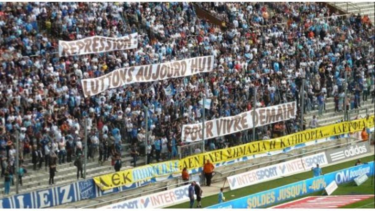 Οι οπαδοί της Μαρσέιγ στο πλευρό της ΑΕΚ