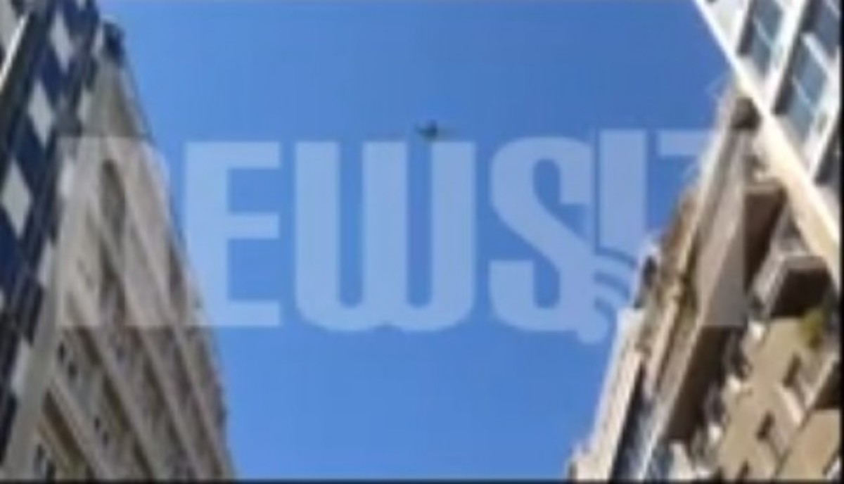 Γιατι πετούν μαχητικά πάνω απο την Αθήνα;