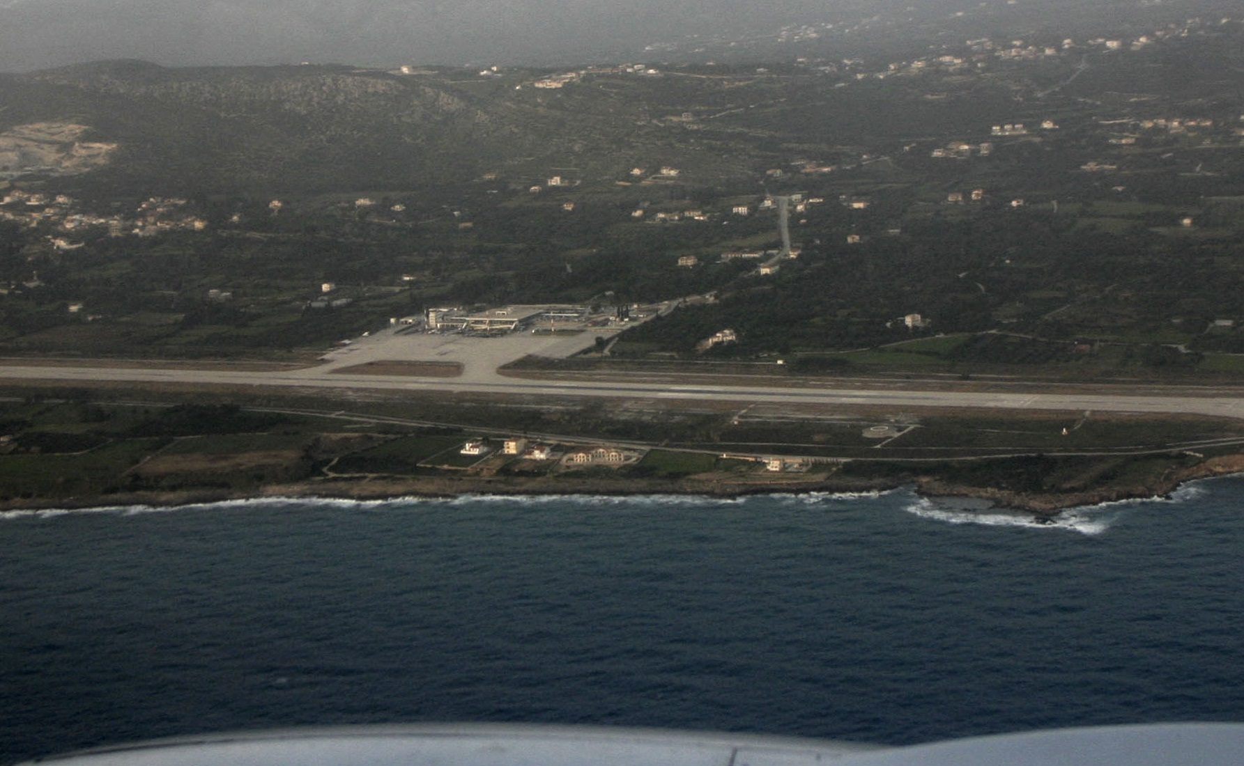 Αρχίζει ο διαγωνισμός για τα περιφερειακά αεροδρόμια – Θα τα νοικιάσουν μέχρι 35 χρόνια