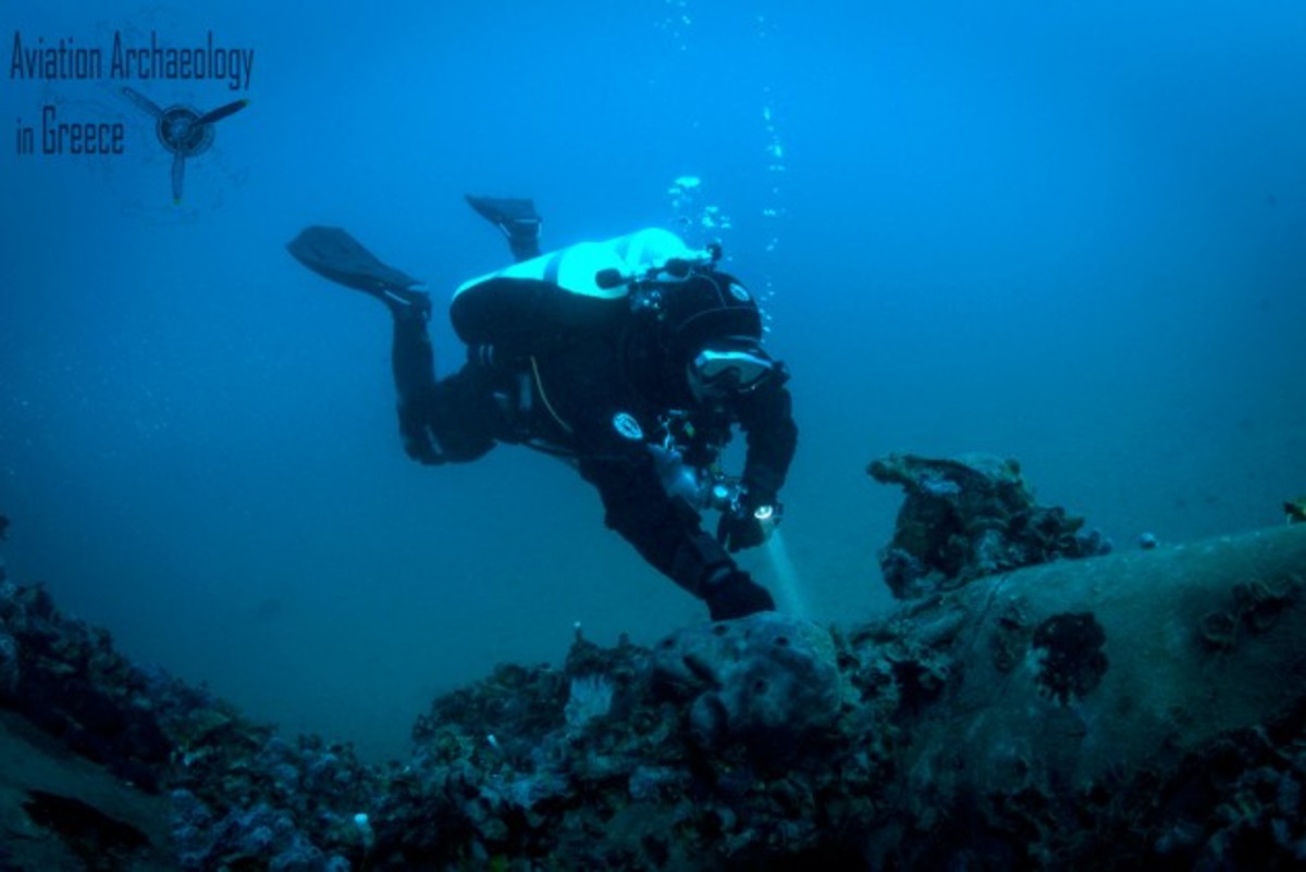 “Κουφάρια” αεροσκαφών του Β΄ Παγκοσμίου στο βυθό του Αιγαίου! Φωτό και βίντεο