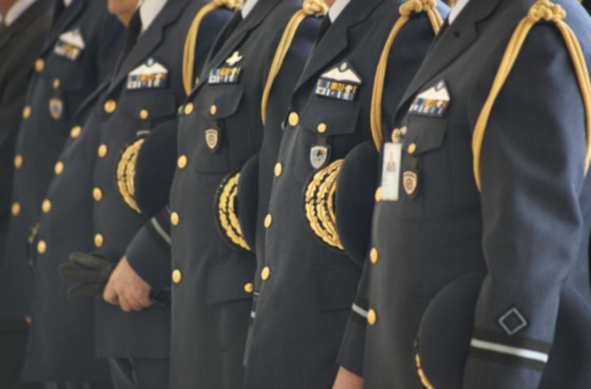 Αεροπόροι εναντίον ΥΕΘΑ – “Μην τολμήσετε ενοποίηση των Μετοχικών Ταμείων”