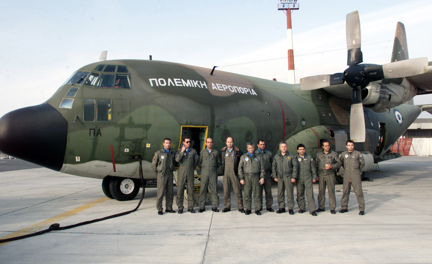 Επιτέλους φεύγουν οι Έλληνες από το Αφγανιστάν!