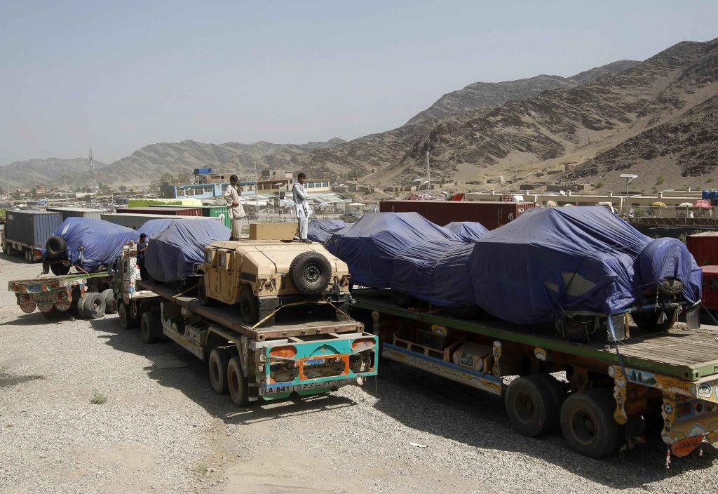 Πακιστάν: Ξεκίνησαν και πάλι οι  αυτοκινητοπομπές του ΝΑΤΟ για το Αφγανιστάν