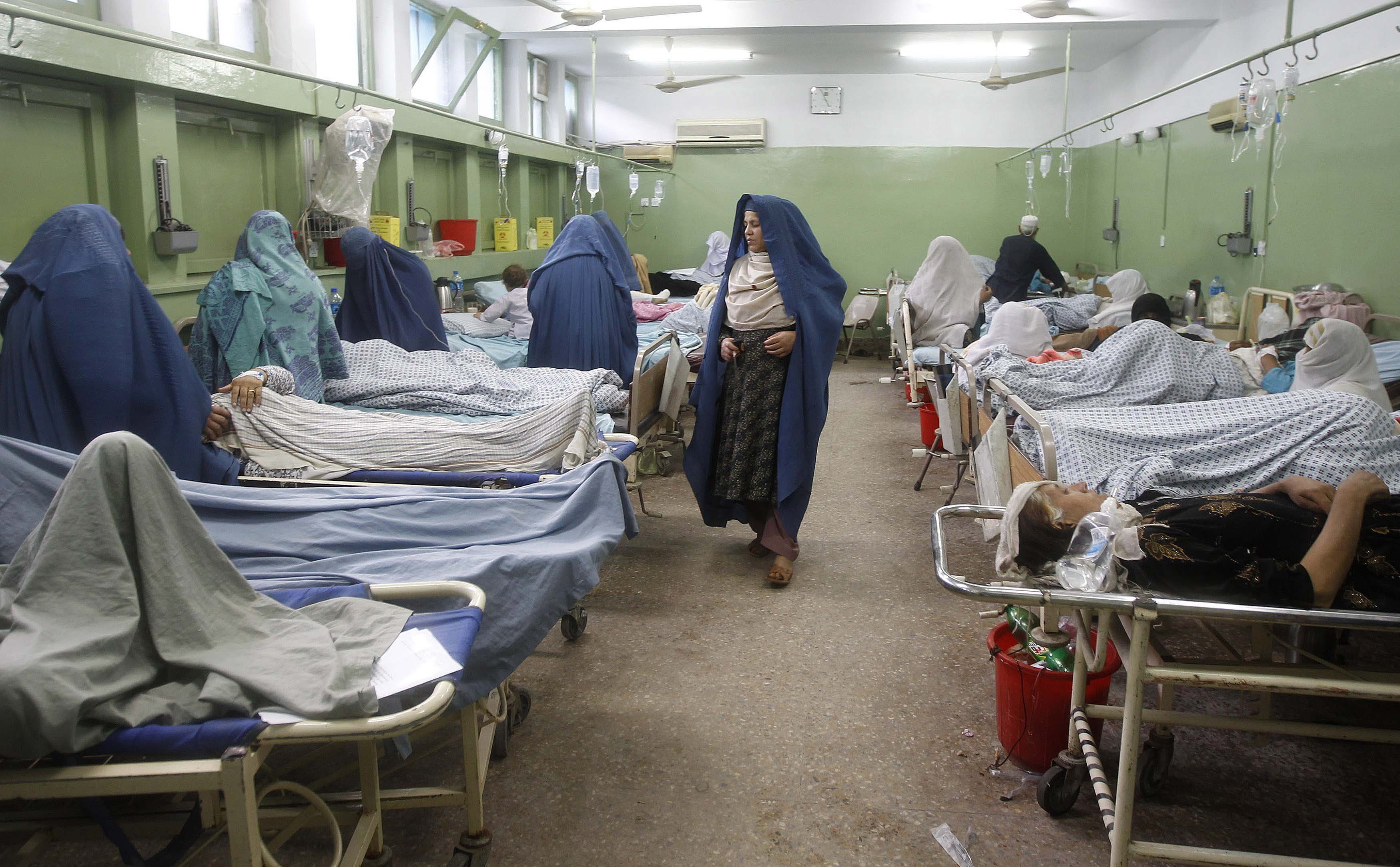 Τουλάχιστον 33 νεκροί από το σεισμό στο Αφγανιστάν – Εκατοντάδες σπίτια κατέρρευσαν
