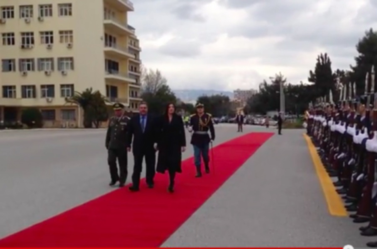 “Έστησε” τα αγήματα στο ΥΠΕΘΑ η Ζωή