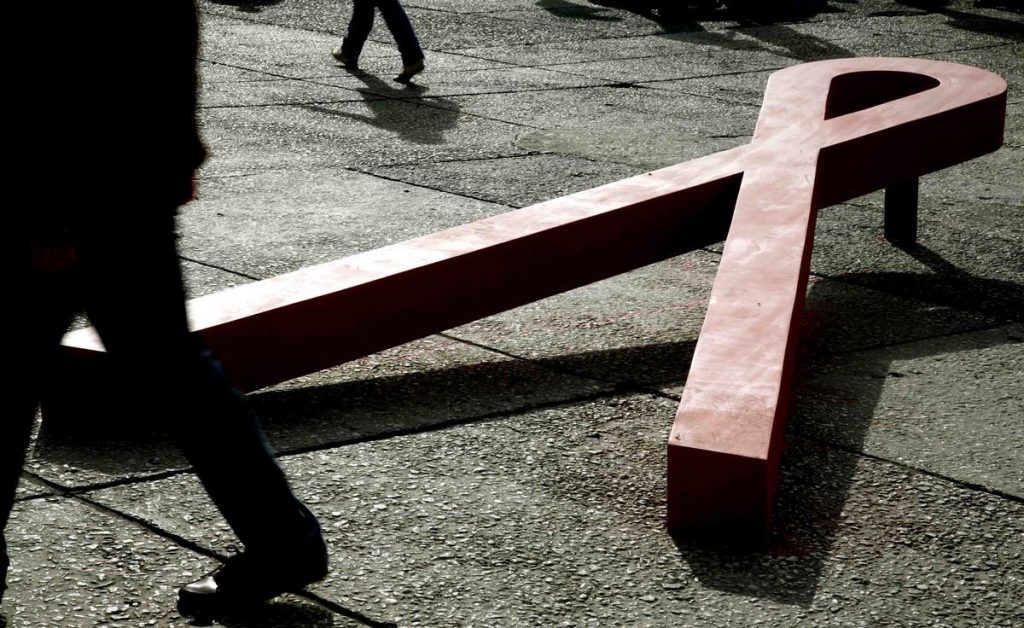 To AIDS παραμένει στον πλανήτη και απειλεί εκατομμύρια ανθρώπους