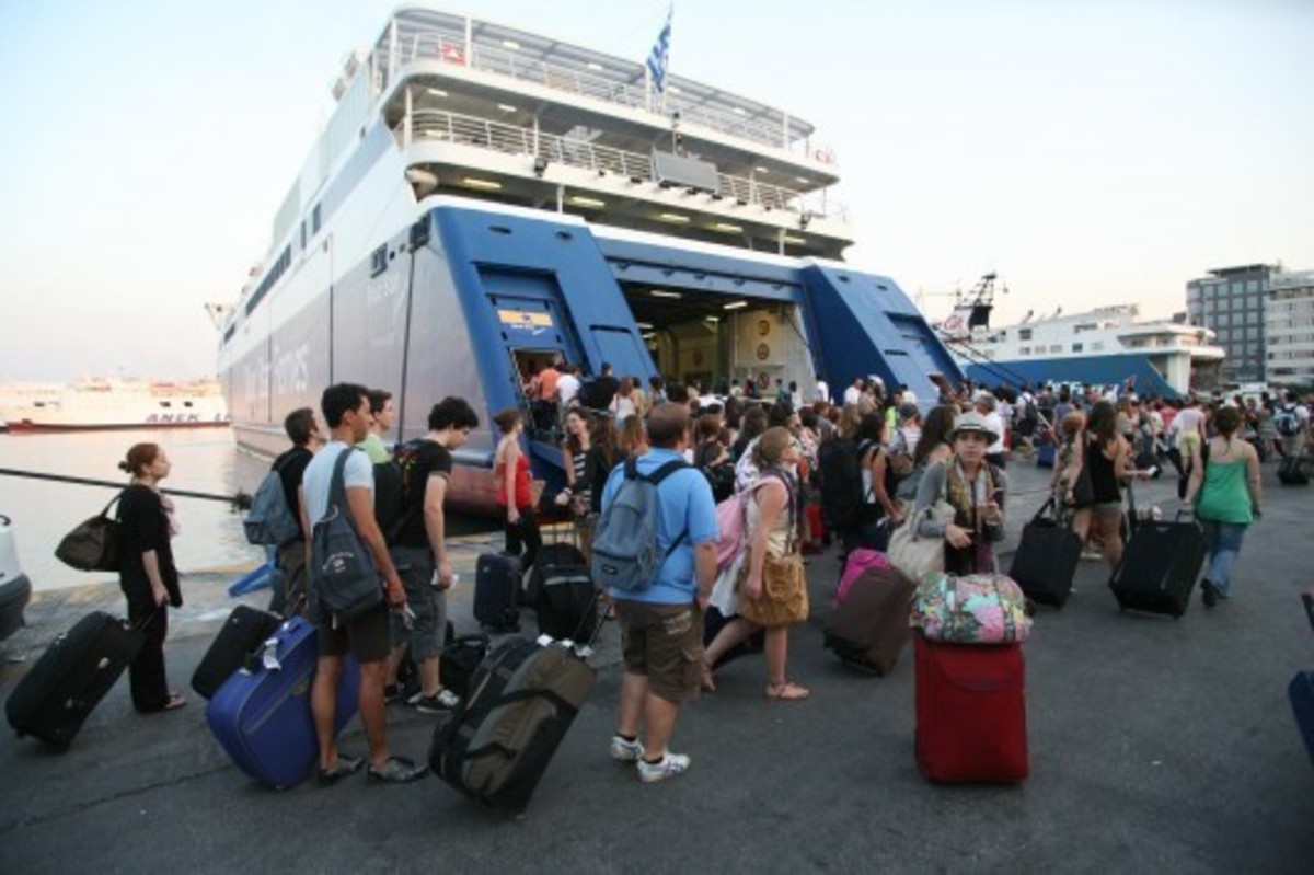 ΔΝΤ: Διαψεύδει ότι παρακρατεί τις πληρωμές Αμερικανών tour operators σε ελληνικά ξενοδοχεία