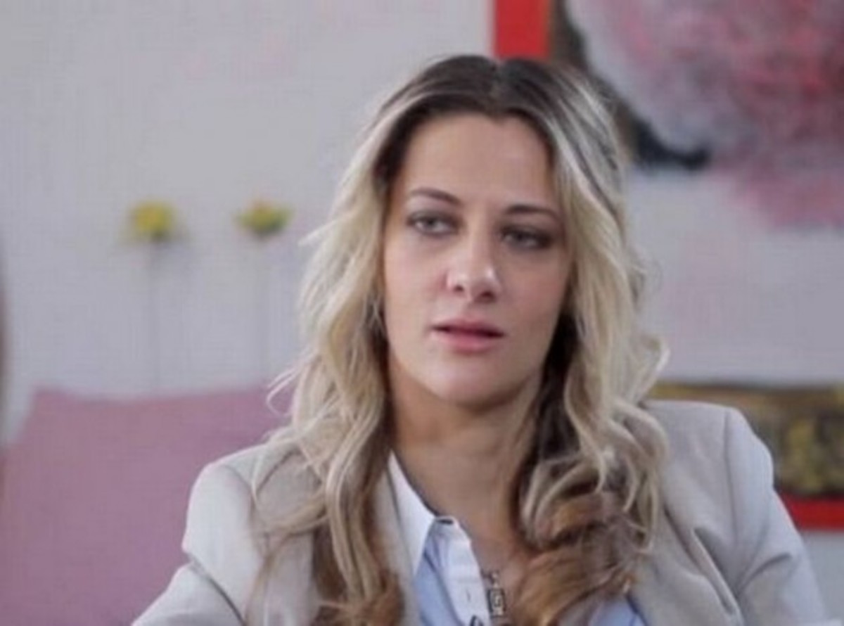 Γκάφα; Αξιωματικός του ΠΝ υποψήφια στις εκλογές χωρίς να έχει παραιτηθεί!!!