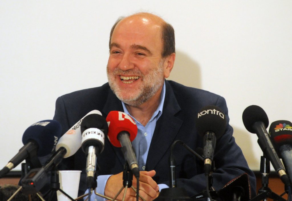O αναπληρωτής υπουργός αποκαλύπτει τι θα γίνει με τις 100 δόσεις, τη φορολογία και τον ΕΝΦΙΑ