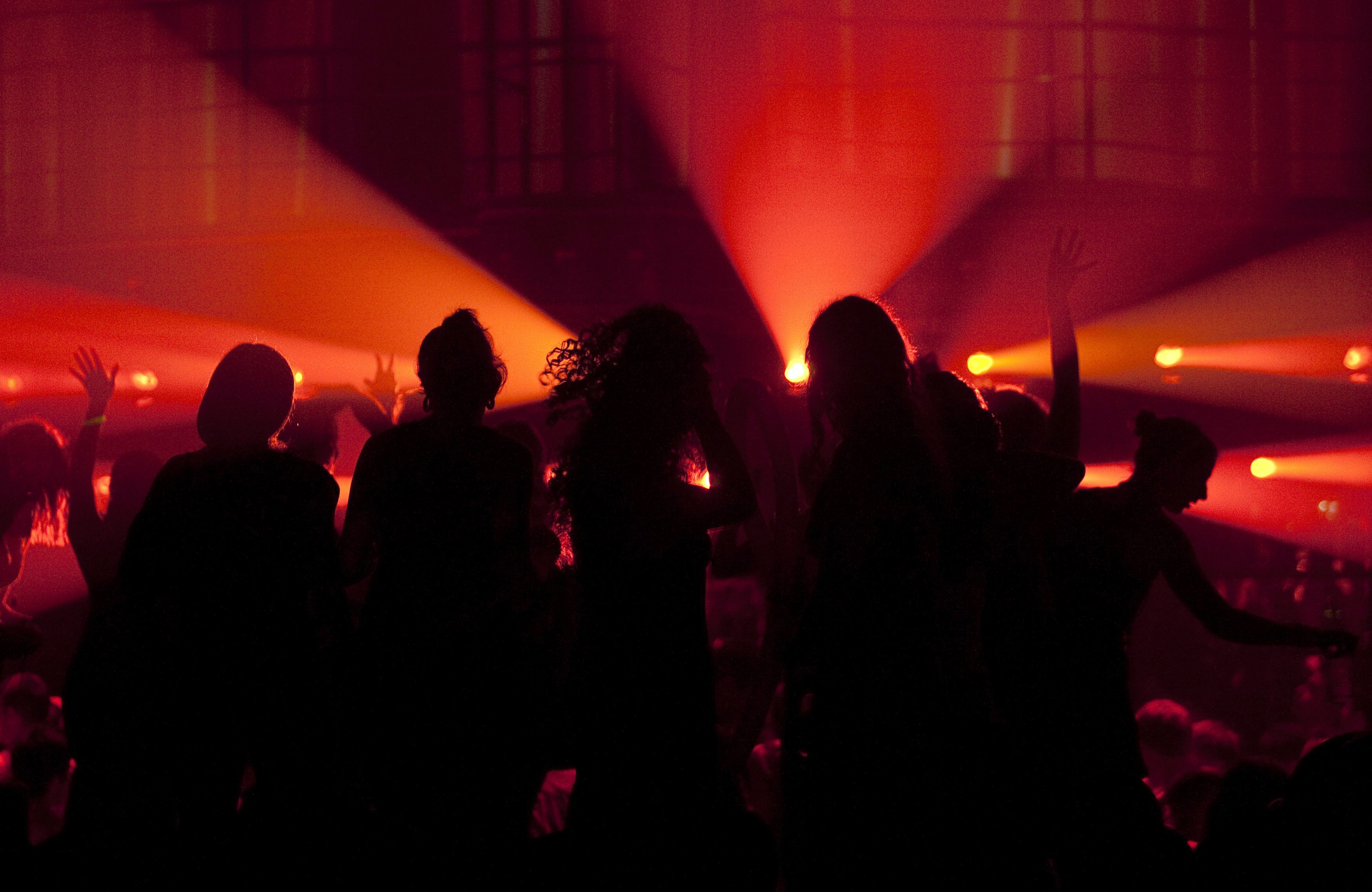 Η κατανάλωση οινοπνεύματος από τους νέους και οι επιπτώσεις