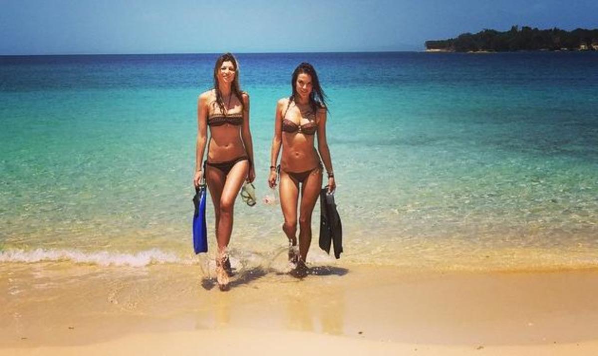 Xαμός στο ίντερνετ με τις “καυτές” πόζες της Alessandra Ambrosio