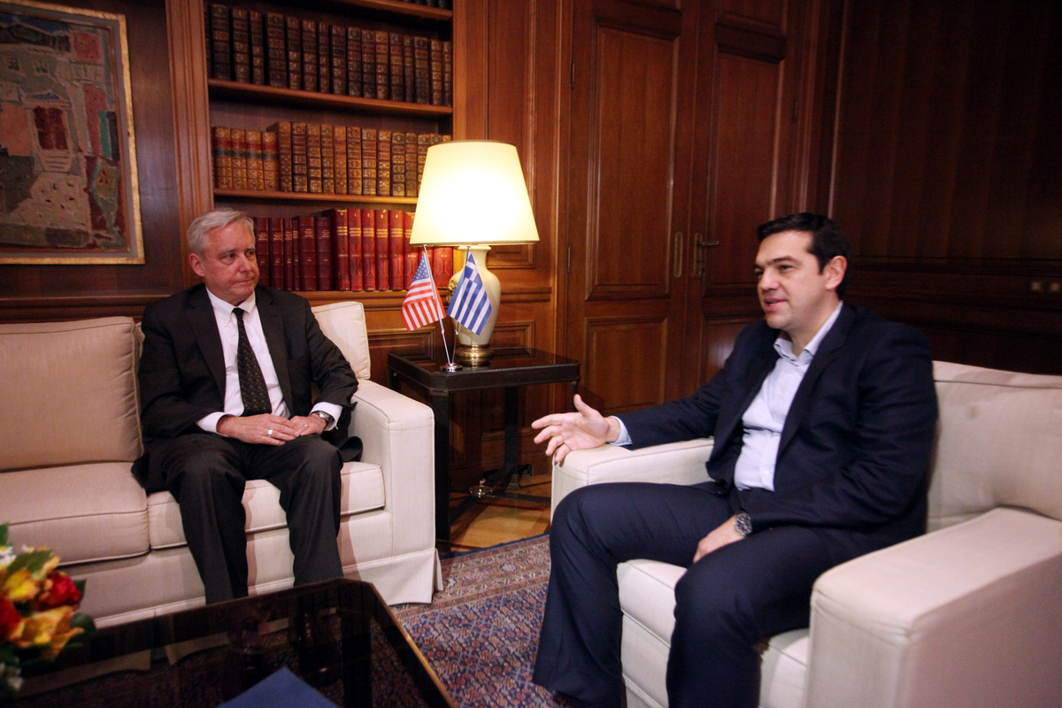 Χλιαρή η στήριξη των Αμερικανών μετά το χθεσινό τηλεφώνημα Ομπάμα με Μέρκελ – Οι ΗΠΑ μας παροτρύνουν: Τηρήστε τις δεσμεύσεις σας