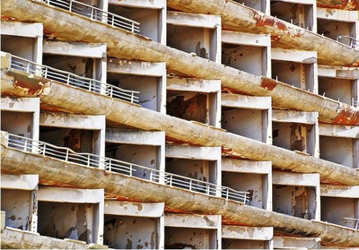 ΦΩΤΟ: 39 χρόνια μετά – Η Αμμόχωστος πόλη φάντασμα