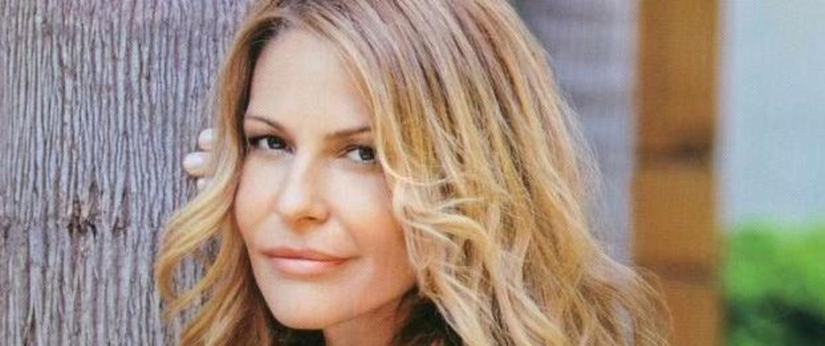 Η Τζένη Μπαλατσινού αποκαλύπτει” Αυτό που χρειάζεται κάθε  γυναίκα”
